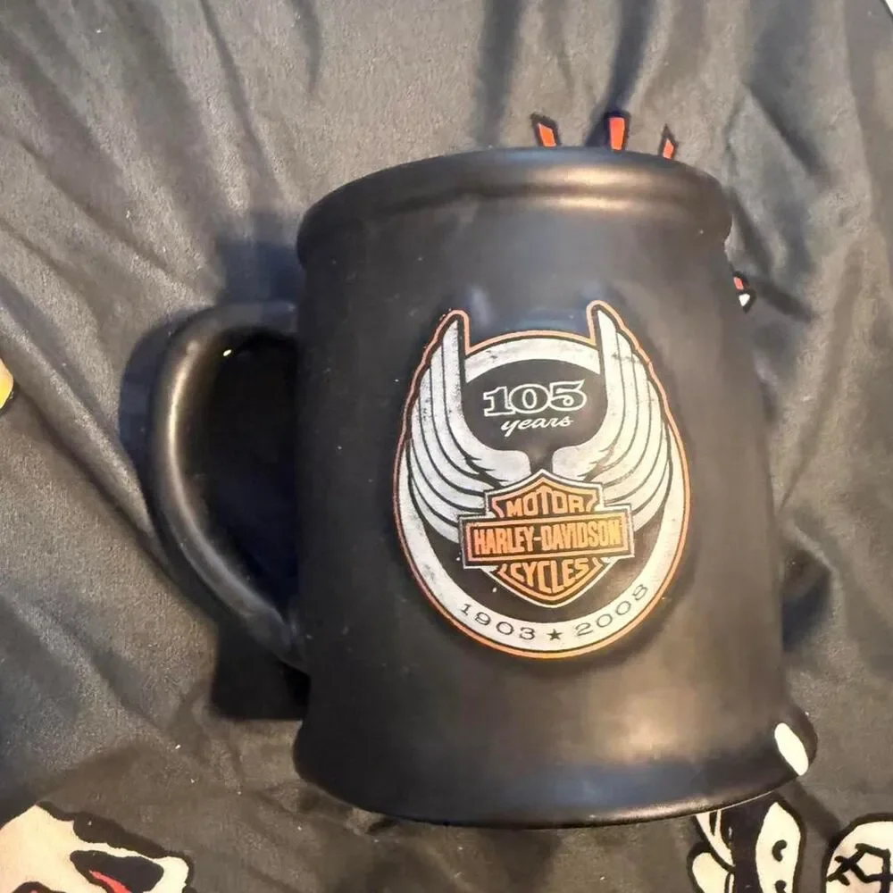 Harley-davidson Black Dinnerware